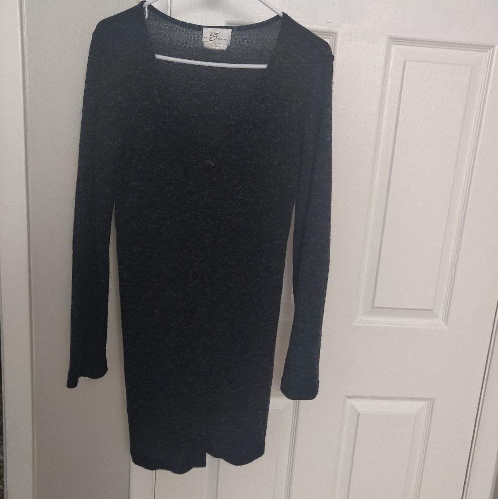 FINAL PRICE IZ Byer Single Button Cardigan